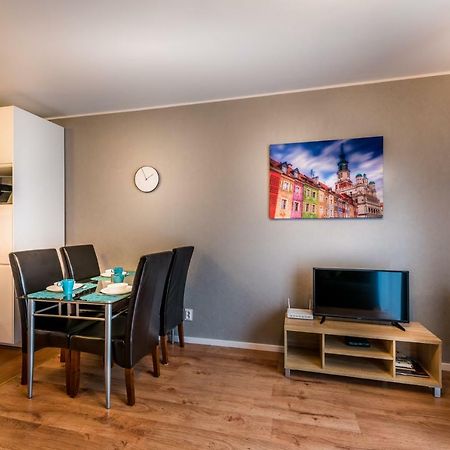 Apartament B&F Garbary Poznań Business&Family - Parking Zewnętrze zdjęcie