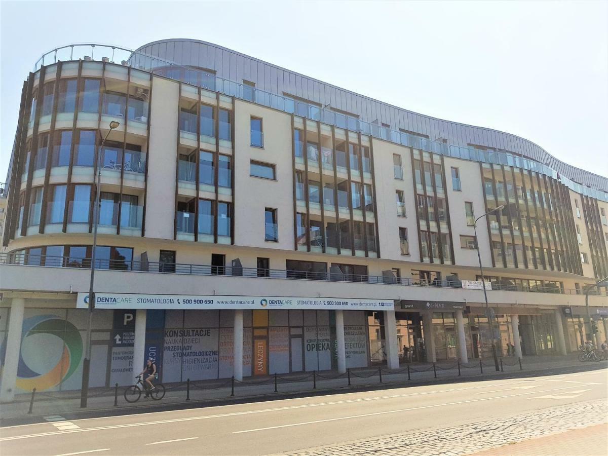 Apartament B&F Garbary Poznań Business&Family - Parking Zewnętrze zdjęcie