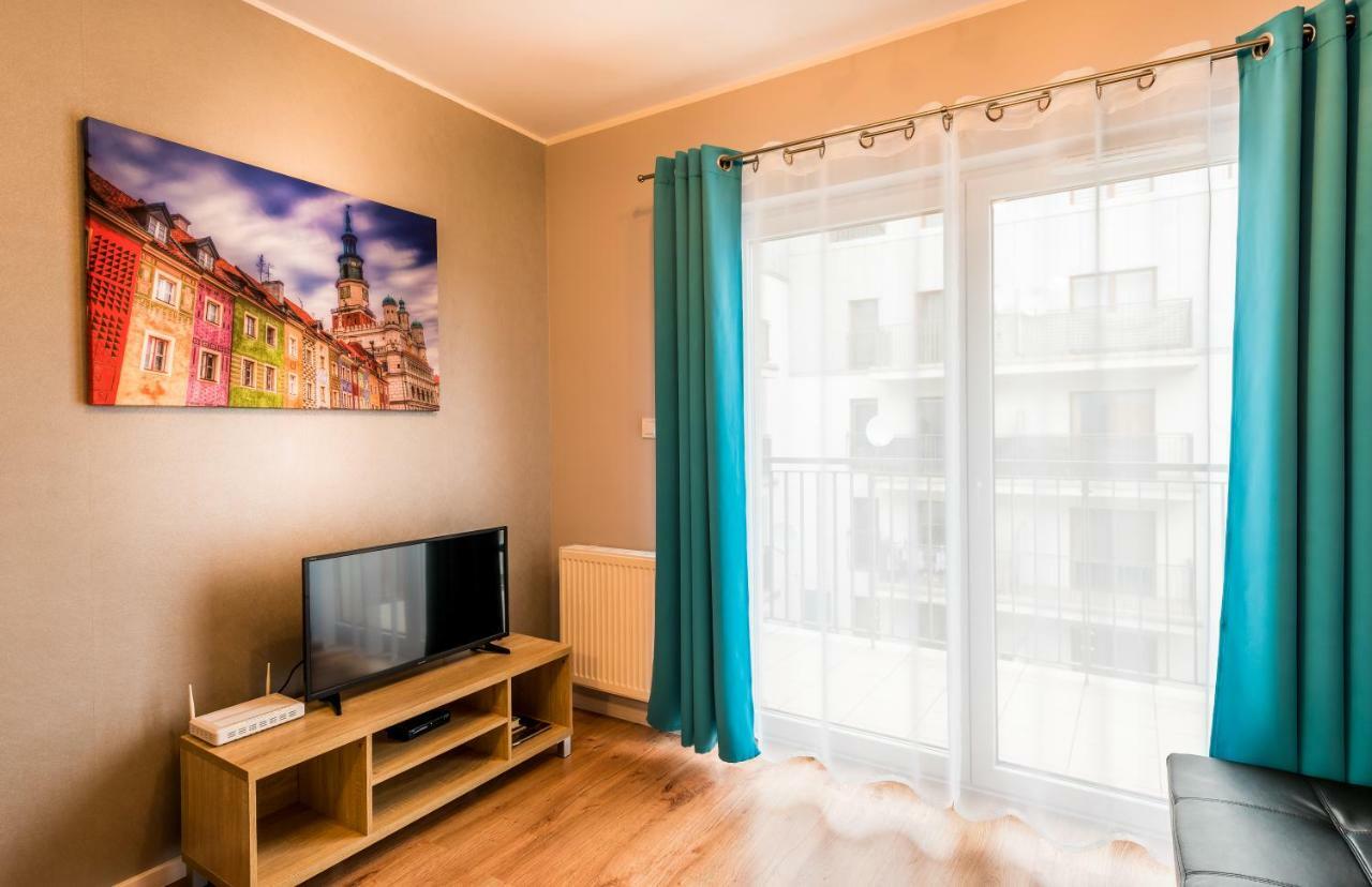 Apartament B&F Garbary Poznań Business&Family - Parking Zewnętrze zdjęcie